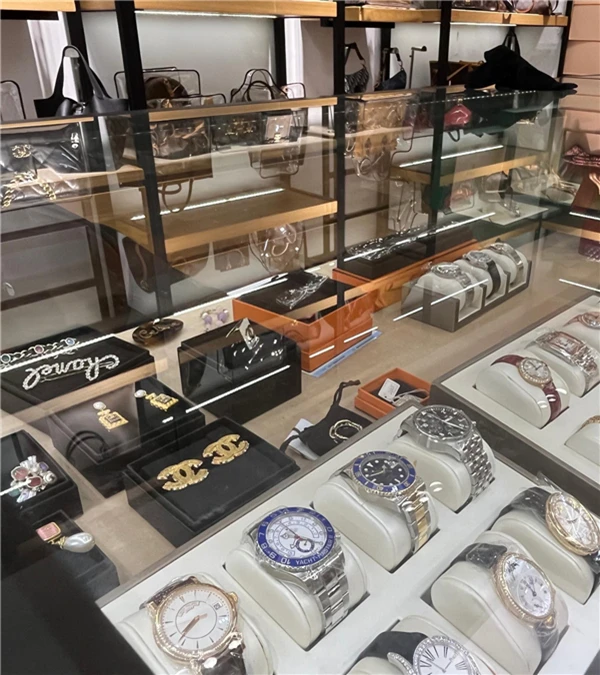 Jewelry Luxury Accessories
